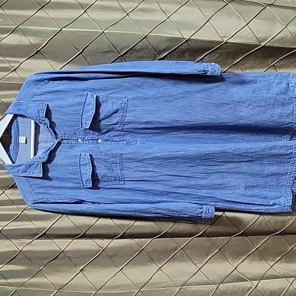 EUC- Old Navy Chambray 100% Cotton Denim Shirt Dress w/Quarter Button Placket - Picture 2 of 6